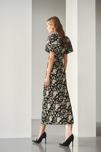 Vestido tul bordado negro manga globo