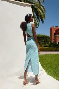 Conjunto de fiesta de top cruzado y falda recta fantasia azul