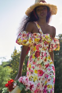 Vestido largo de fiesta palabra de honor con estampado de flores