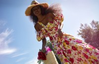 Vestido largo de fiesta palabra de honor con estampado de flores