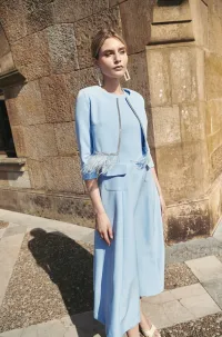 vestido evasé crepe azul invitada boda