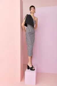 Vestido de fiesta cuadro vichy negro blanco asimetrico con lazo
