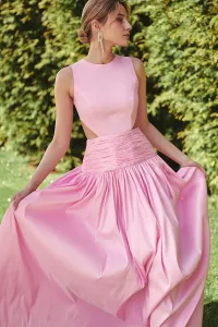 Vestido largo rosa de fiesta para boda con canesú drapeado