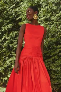 Vestido largo rojo de fiesta para boda con canesú drapeado