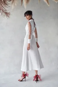 vestido&nbsp;camisero &nbsp;en&nbsp;tul con plumetti bordado y crep blanco para
