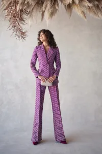 Traje de chaqueta y pantalón confeccionado en jacquard con
