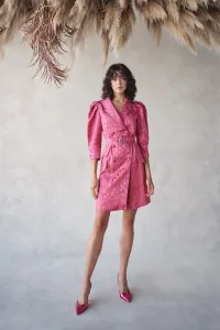 Vestido esmoquin manga abullonada tejido tornasolado rosa
