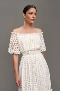 Vestido largo de Guipur margaritas para novia civil estilo bohochic