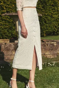 Falda recta tul bordada blanca margaritas para novia