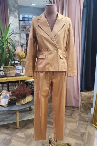 Traje chaqueta pantalón cobre metalizado