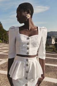 Top joya de jacquard brocado flores blanco escote corazon