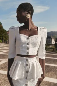 Top joya de jacquard brocado flores blanco escote corazon