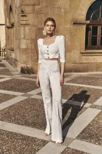 Top joya de jacquard brocado flores blanco escote corazon