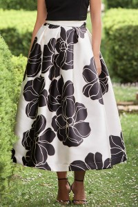 falda midi abullonada mikado blanco y negro inivtada