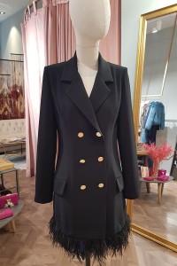 Vestido Esmoquin Negro con Plumas Rhoda