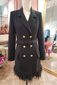 Vestido Esmoquin Negro con Plumas Rhoda