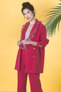 Traje de chaqueta con pantalon de rafia con flecos