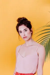 Top de fiesta lencero en crepe rosa palo