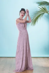 Vestido de fiesta largo con abertura en rosa empolvado