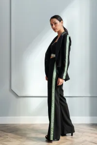 traje chaqueta pantalon negro
