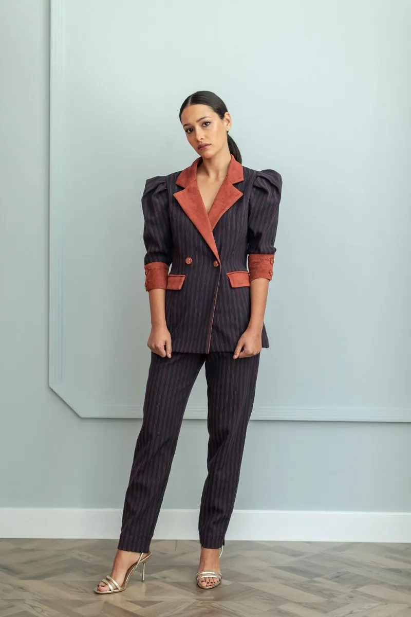 traje chaqueta pantalon con manga jamon