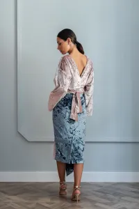 falda de terciopelo en color rosa empolvado y azul grisaceo