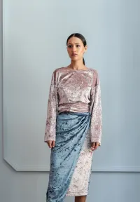 blusa rosa multiposicion terciopelo