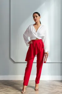 pantalon pitillo rojo con peplum