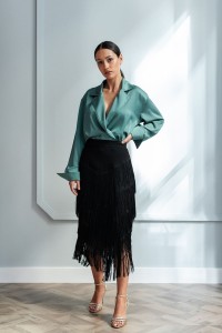 falda de flecos  negra para invitadas boda fiesta coctel online