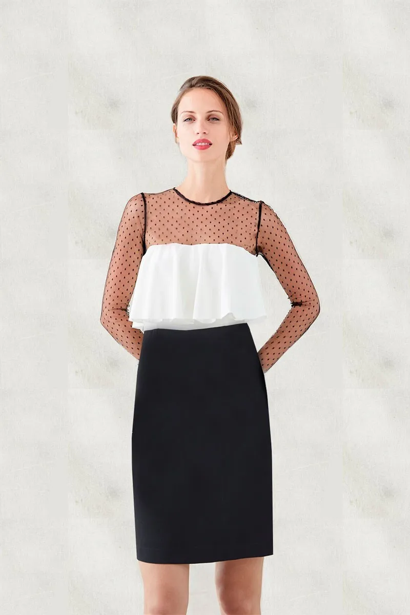 vestido corto blanco y negro plumetti con bordado