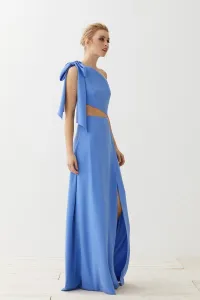 vestido largo azul con abertura
