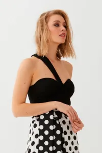 Top Negro Escote Corazón Maggie