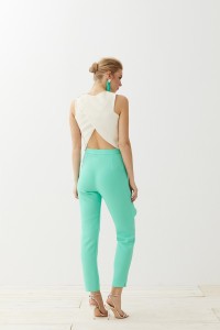 pantalon pitillo aguamarina peplum dione
