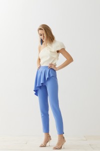 pantalon pitillo azul peplum dione
