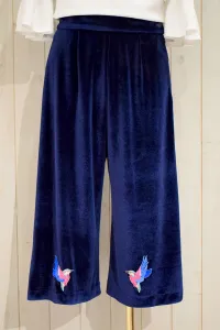 pantalon culote terciopelo azul con pajaros bordados