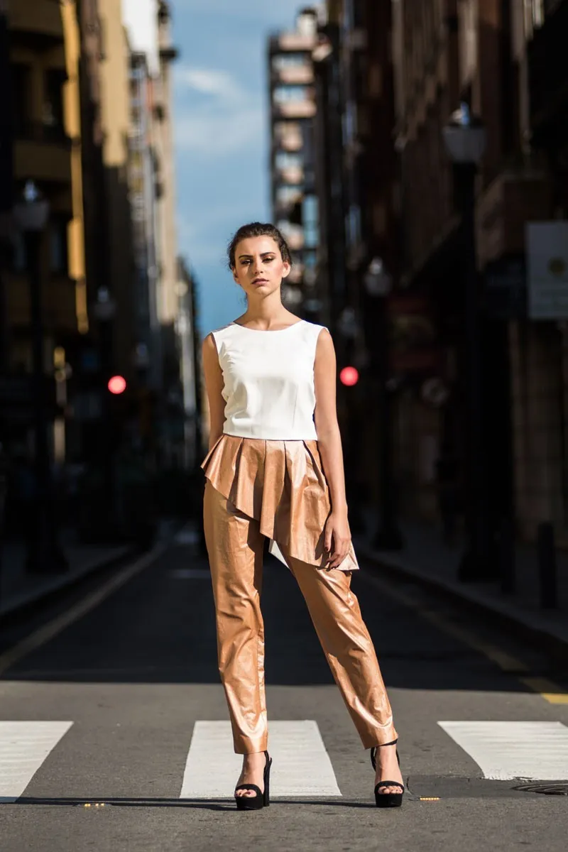 pantalon pitillo algodon encerado oro tostado rosa metalizado