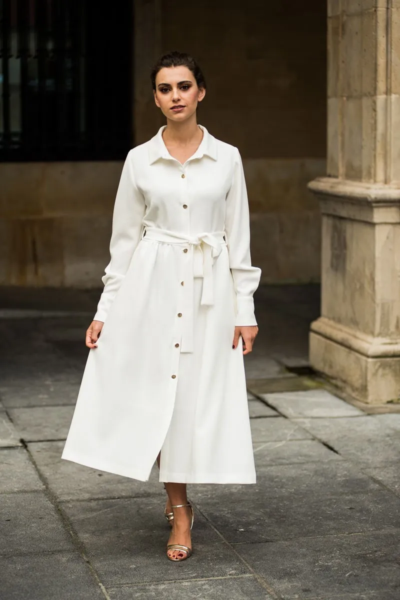 Vestido Midi Camisero Crepe blanco bonotes dorados
