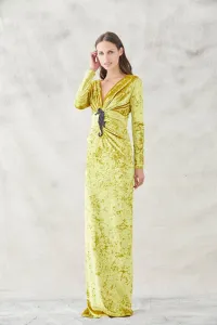 vestido largo drapeado cintura mostaza bordado caballito de mar