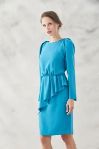 vestido corto azul con peplum asimetrico