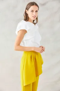 pantalon pitillo mostaza peplum dolly
