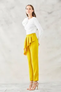 pantalon pitillo mostaza peplum dolly