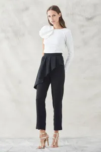pantalon pitillo negro peplum dolly