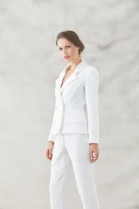 traje chaqueta pantalon crepe rizado blanco con bordados de