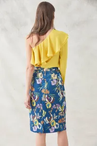 top asimetrico con volante mostaza marie