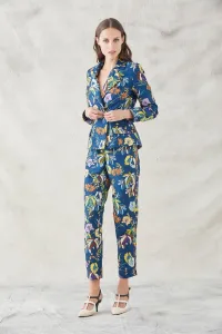 traje chaqueta americana pantalon pitillo estampado con flores de