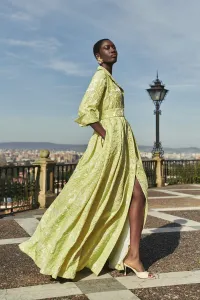 Vestido largo camisero en tejido brocado lima para invitada a