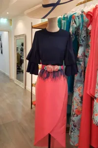Blusa Blanca Crepe Manga Francesa Volantes Espalda Cerrada