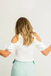 Blusa Blanca Crepe Volantes Manga Corta Hombros Descubiertos