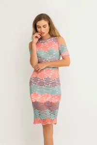 Vestido corto cuello encaje hombros descubiertos manga corta
