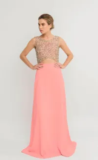 Vestido largo coral escote espalda cuerpo lentejuelas abertura